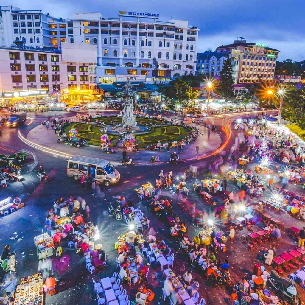 Dalat Night Market, The Hangout Hotel