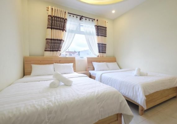 Superior 4 Bed Family Room Ensuite