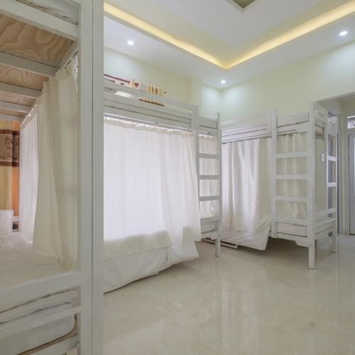 Deluxe 10 Bed Mixed Dorm Ensuite